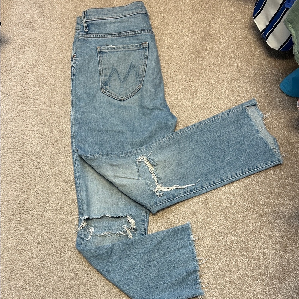 MOTHER Hustler Cropped Distressed Blue Jeans
